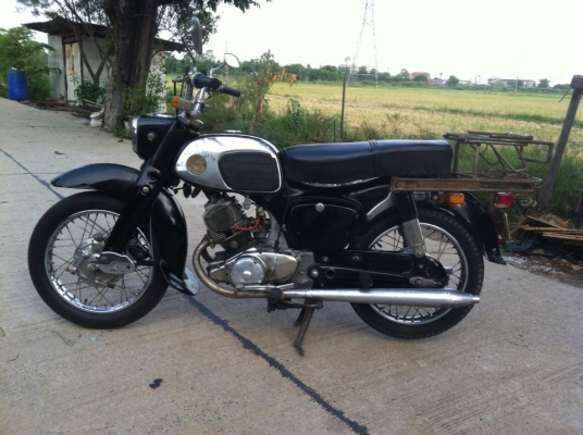 ขาย c92 โครง benly สวยๆเดิมๆ แห้งๆ มีทะเบียนโอน ภาษีเต็ม เครื่องจบ สีดี ขีไกลๆได้ไม่มีปัญหา 55000 0819884773