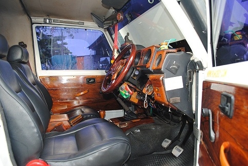 ขายรถจิ๊ปแคริเบี้ยนตู้ปลา 4wd มือสองสภาพดี ขายรถจิ๊ปแคริเบี้ยนตู้ปลา 4wd มือสองสภาพดี