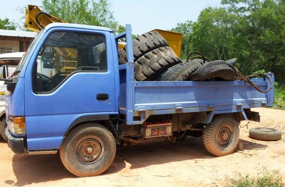 ขายรถดั๊มเล็ก4ล้อ isuzu