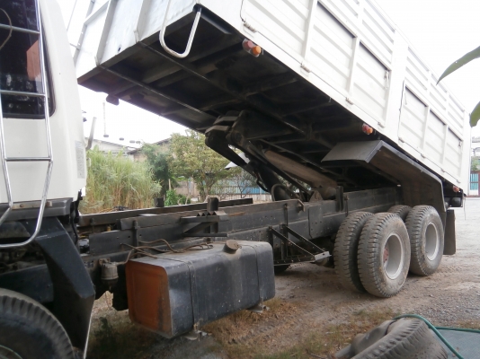 ขายรถสิบล้อแม่ลูก