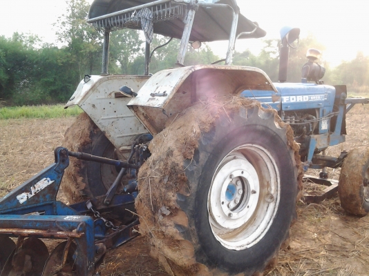 Ford78แรง 6600 ไอ้หนุ่มเสื้อลาย เกียร์D7 เฟืองท้ายD4 หางD6 อุปกรณ์หาง3 หาง7 ใบดัน Ford78แรง 6600 ไอ้หนุ่มเสื้อลาย เกียร์D7 เฟืองท้ายD4 หางD6 อุปกรณ์หาง3 หาง7 ใบดัน