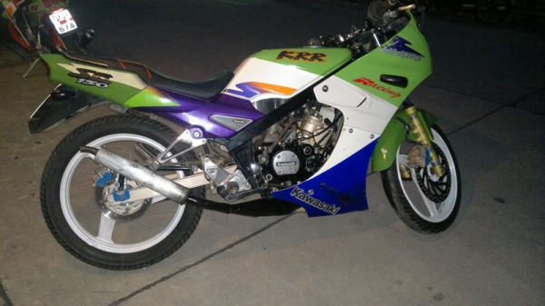 KR 150 CC ปี44 เสื้อทอง 1855 สวยๆ 25000 บาท