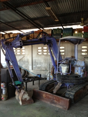 ขายด่วน แบคโฮ KOMATSU PC 28 UU 2