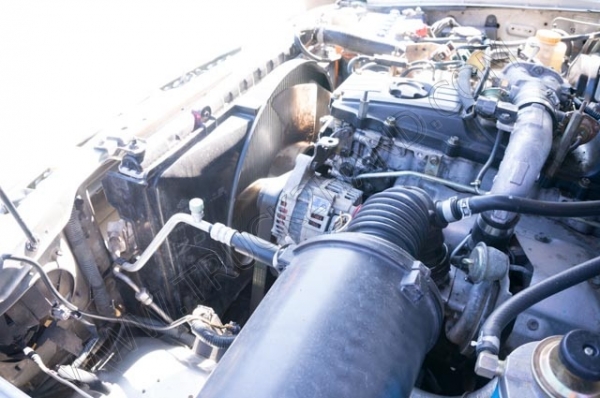 นาทีทอง***รถนิสสันฟรอนเทียร์ 105 แรงม้า ขับเคลื่อน 2 เพลา 4x4 ZD30T ติดกระบะดั๊มไฟฟ้า