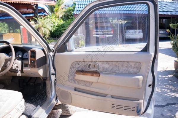 นาทีทอง***รถนิสสันฟรอนเทียร์ 105 แรงม้า ขับเคลื่อน 2 เพลา 4x4 ZD30T ติดกระบะดั๊มไฟฟ้า