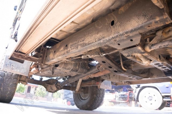 นาทีทอง***รถนิสสันฟรอนเทียร์ 105 แรงม้า ขับเคลื่อน 2 เพลา 4x4 ZD30T ติดกระบะดั๊มไฟฟ้า