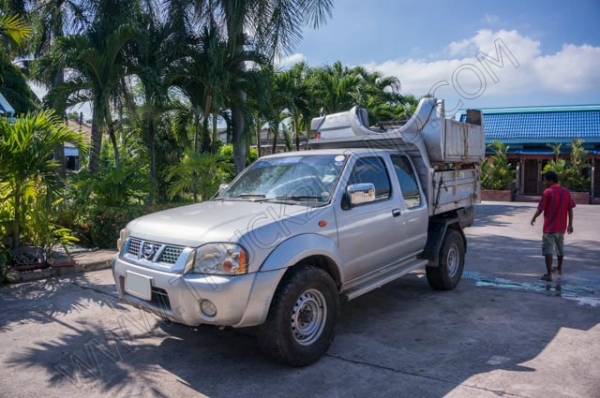 นาทีทอง***รถนิสสันฟรอนเทียร์ 105 แรงม้า ขับเคลื่อน 2 เพลา 4x4 ZD30T ติดกระบะดั๊มไฟฟ้า