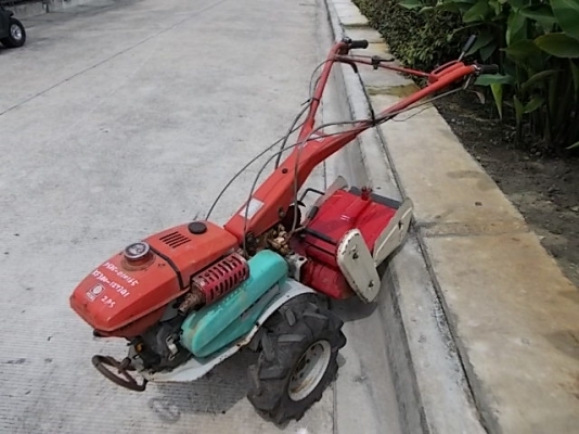 รหัส:13001149รถพรวนดินเดินตามเครื่องKF340-127341เบนชิน(3.5ps)มีชุดพรวนดินมีกว้าง35cm.www.nihonmono.com