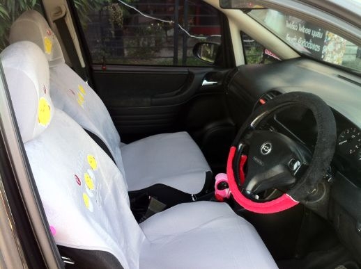 ขายด่วน CHEVROLET ZAFIRA 2.2 CDX สีดำ สภาพสวย!!!