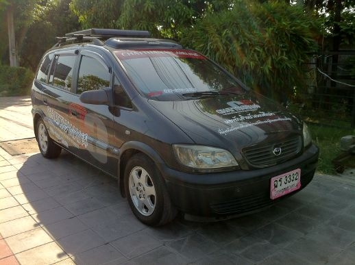 ขายด่วน CHEVROLET ZAFIRA 2.2 CDX สีดำ สภาพสวย!!!