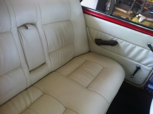 ขาย austin 1300 เอกสารพร้อมโอน ขาย austin 1300 เอกสารพร้อมโอน