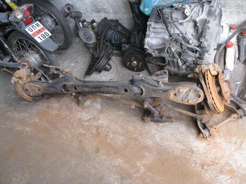 คานหน้าnissan e24