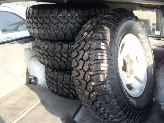 ขาย ยาง mud maxxis 31 ปี1210 ขาย ยาง mud maxxis 31 ปี1210