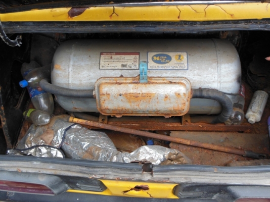 ขาย/แลก Mazda 808,Rx3 2ประตู แห้งสนิท ทบ.โอนนะ