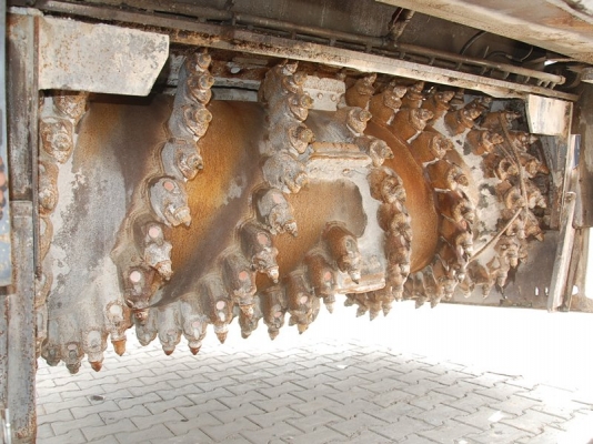 WIRTGEN  W 2200  SN  0151