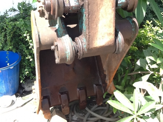 ถึงไทยแล้วค่ะ รถขุดเล็ก PC40-7  มีหัวเก๋ง สภาพสวยพร้อมใช้งาน เก่านอกแท้ ไม่เคยใช้งานไทยในแน่นอนค่ะ สนใจติดต่อสอบถามได้ที่เบอร์ 087-3310254 เจี๊ยบค่ะ