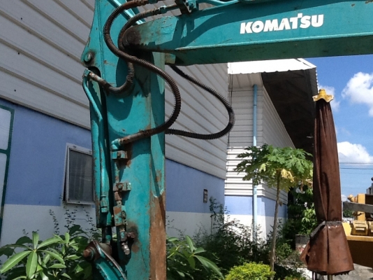 ถึงไทยแล้วค่ะ รถขุดเล็ก PC40-7  มีหัวเก๋ง สภาพสวยพร้อมใช้งาน เก่านอกแท้ ไม่เคยใช้งานไทยในแน่นอนค่ะ สนใจติดต่อสอบถามได้ที่เบอร์ 087-3310254 เจี๊ยบค่ะ