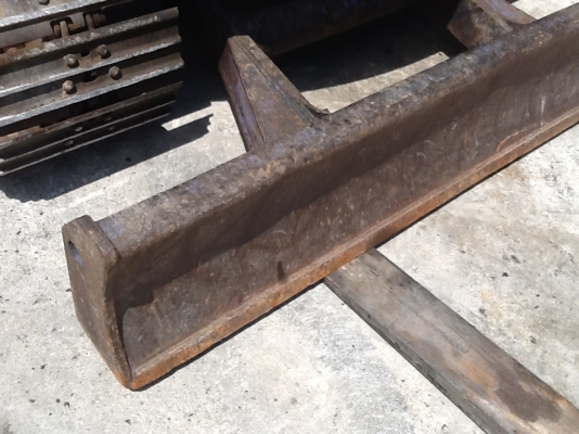 ถึงไทยแล้วค่ะ รถขุดเล็ก PC40-7  มีหัวเก๋ง สภาพสวยพร้อมใช้งาน เก่านอกแท้ ไม่เคยใช้งานไทยในแน่นอนค่ะ สนใจติดต่อสอบถามได้ที่เบอร์ 087-3310254 เจี๊ยบค่ะ