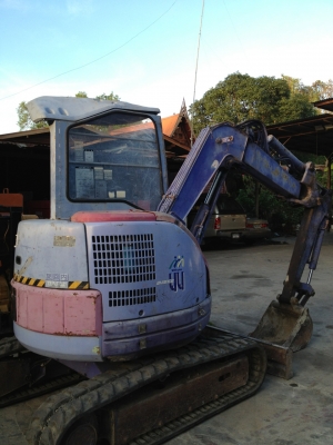 ขายด่วน แบคโฮ KOMATSU PC 28 UU 2 เพิ่งนำเ้ขาจากญี่ปุ่น