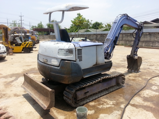 ขาย..รถขุด MITSUBISHI MM35 B รถสวย เก่าญี่ปุ่น มีใบอินวอยล์.