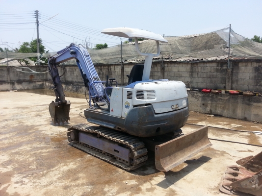 ขาย..รถขุด MITSUBISHI MM35 B รถสวย เก่าญี่ปุ่น มีใบอินวอยล์.