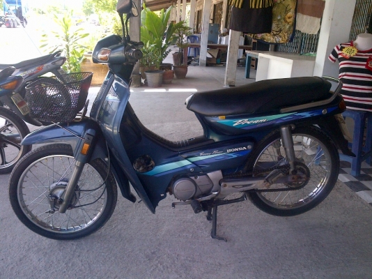 ขาย!ฮอนด้าดรีม ปี40 รถเครื่องดีแน่นๆ พร้อมใช้ ทะเบียน+เอกสารโอน ภาษีไม่หมด 088-2197709