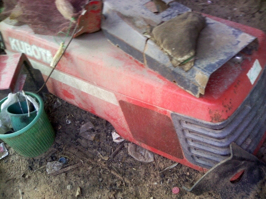 ขายรถไถ KUBOTA M9000 สองเพลา พร้อมใช้งาน เอกสารพร้อมโอน