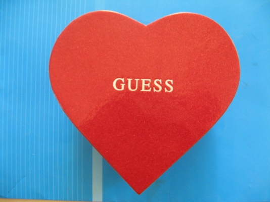 ขายนาฬิกา Guess สภาพ 99\% เปลี่ยนถ่ายใหม่ ราคา 4,500 บาท