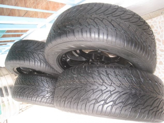 ขายล้อแม็ก CE28N 20" x 9" et 20 6 รู 139.7 +ยางใหม่ปลายปี12 (081-3747940)