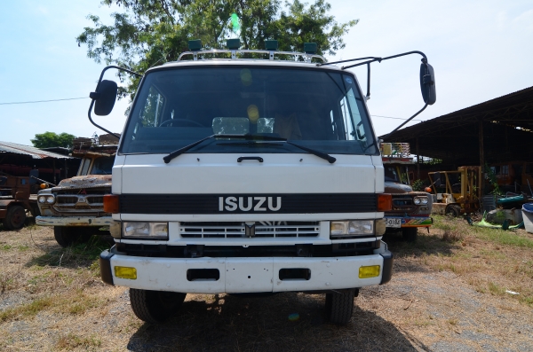 ISUZU ROCKY 12 ล้อ 2 เพลา