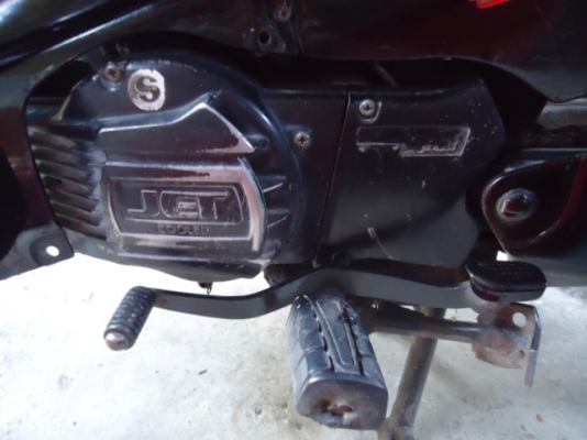 ขาย SUZUKI CRYSTAL 110CC มีเล่มทะเบียน สภาพสวยดี เครื่องแน่นๆ แรงๆ ราคา 4,500.-