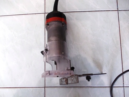 เร้าเตอร์Maktec MT730 ขนาดเล็ก ใหม่มากราคาถูกๆ