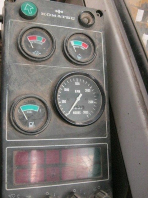 ขายด่วน รถขุดล้อยาง PW100-3 เก่านอก ราคาถูกสุดๆ ขายถูกๆกันไปเลย  สนใจโทรหาเจี๊ยบเลยค่ะ 087-3310254 ค้ะ