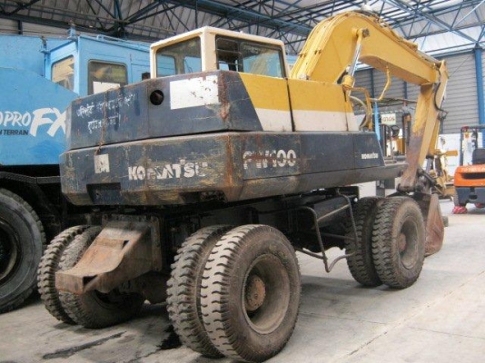 ขายด่วน รถขุดล้อยาง PW100-3 เก่านอก ราคาถูกสุดๆ ขายถูกๆกันไปเลย  สนใจโทรหาเจี๊ยบเลยค่ะ 087-3310254 ค้ะ