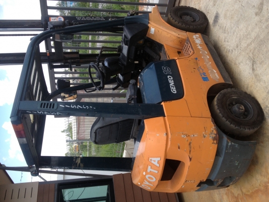 ขายรถยก ขนาด 1.5 ตัน เครื่องดีเซล