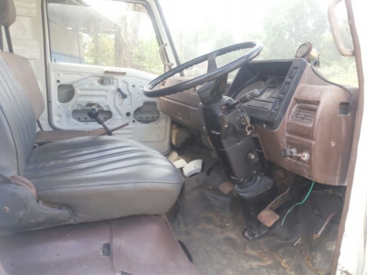 รถฮีโน่ 6 ล้อดั้ม FC112 117 แรงม้า  สนใจติดต่อ 081 - 6079515