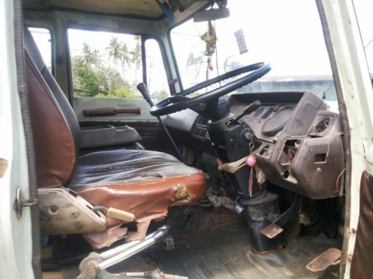 รถฮีโน่ 6 ล้อดั้ม FF173 168 แรงม้า สนใจติดต่อ 081 - 6079515 รถฮีโน่ 6 ล้อดั้ม FF173 168 แรงม้า สนใจติดต่อ 081 - 6079515