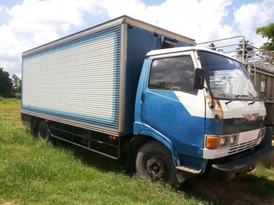 รถฮีโน่ 6 ล้อ ตู้แห้ง KM779  117 แรงม้า  สนใจติดต่อ 081 - 6079515