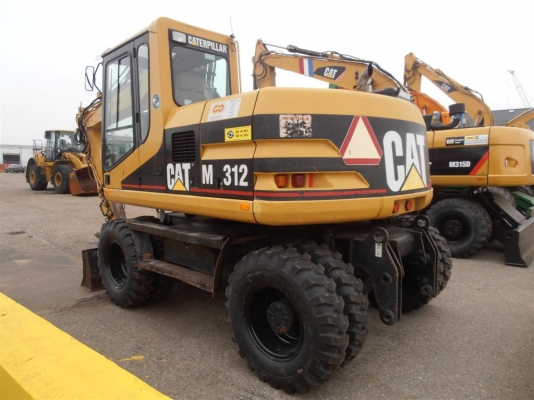 ขายด่วนสภาพสวยมาก รถขุดล้อยาง M312  เก่านอกแท้ ถึงไทยแล้วค่ะ สนใจโทรหาเจี๊ยบเลยค่ะ 087-3310254 ค่ะ