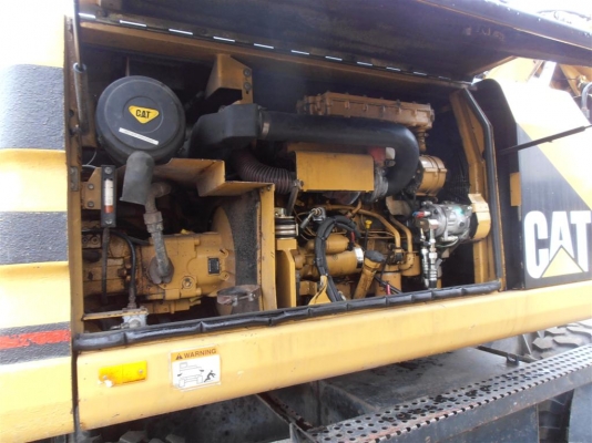 ขายด่วนสภาพสวยมาก รถขุดล้อยาง M312  เก่านอกแท้ ถึงไทยแล้วค่ะ สนใจโทรหาเจี๊ยบเลยค่ะ 087-3310254 ค่ะ