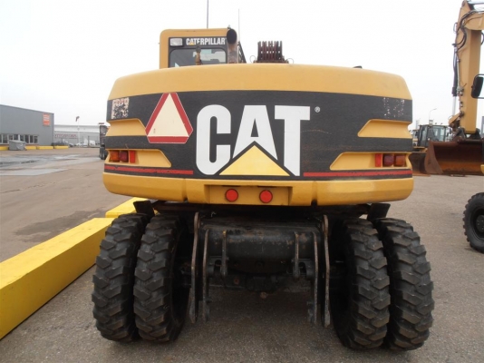 ขายด่วนสภาพสวยมาก รถขุดล้อยาง M312  เก่านอกแท้ ถึงไทยแล้วค่ะ สนใจโทรหาเจี๊ยบเลยค่ะ 087-3310254 ค่ะ