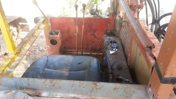 รถแบคโฮ ยี่ห้อ IHI 40 เครื่องยนต์ ISUZU 70 แรงม้า