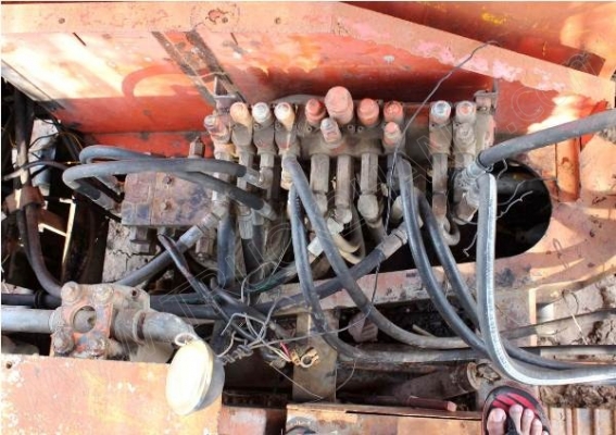 รถแบคโฮ ยี่ห้อ IHI 40 เครื่องยนต์ ISUZU 70 แรงม้า