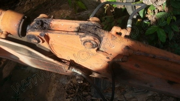 รถแบคโฮ ยี่ห้อ IHI 40 เครื่องยนต์ ISUZU 70 แรงม้า