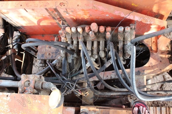 รถแบคโฮ ยี่ห้อ IHI 40 เครื่องยนต์ ISUZU 70 แรงม้า