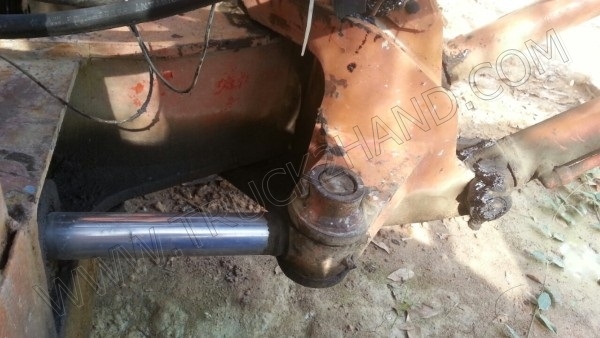 รถแบคโฮ ยี่ห้อ IHI 40 เครื่องยนต์ ISUZU 70 แรงม้า