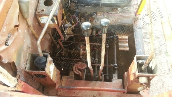 รถแบคโฮ ยี่ห้อ IHI 40 เครื่องยนต์ ISUZU 70 แรงม้า