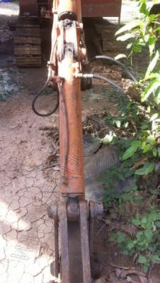 รถแบคโฮ ยี่ห้อ IHI 40 เครื่องยนต์ ISUZU 70 แรงม้า