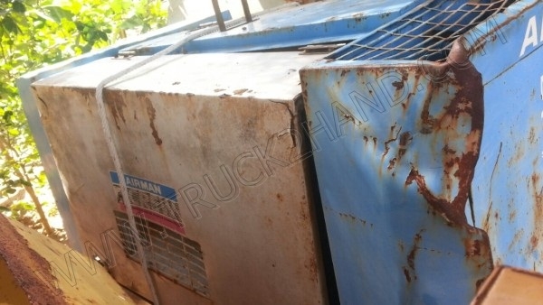 เครื่องปั๊มลม ยี่ห้อ AIRMAN PDS125 (เครื่องยนต์ ISUZU 70 แรงม้า)