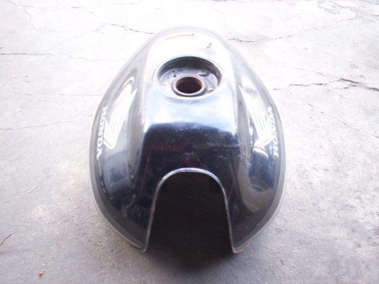 ขายถังน้ำมัน ซุปเปอร์โฟร์ สีดำ สีเดิม TEL.0890671028